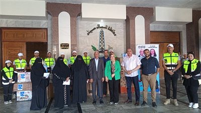 محافظ شمال سيناء يوزع أجهزة على 5 عرائس من الأسر الأولى بالرعاية