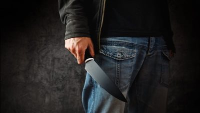 انتظر الشرطة بالسكين.. القبض على رجل قتل زوجته وعشيقها لشكه فيها بالمرج