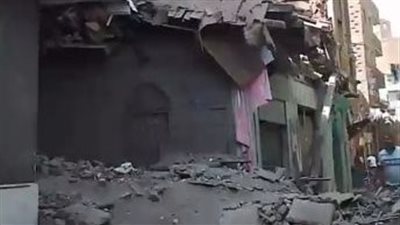 انهيار جزئي لعقار من 3 طوابق بالسيدة زينب في القاهرة