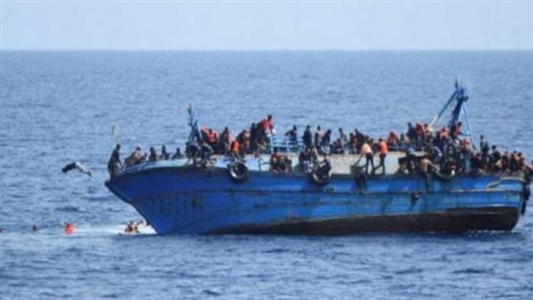 مركب هجرة غير شرعية