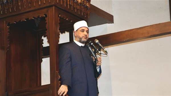 خطيب الجمعة