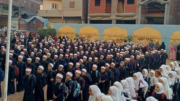 طلاب المعاهد الأزهرية