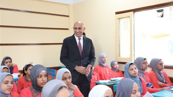 محمد عبد اللطيف وزير