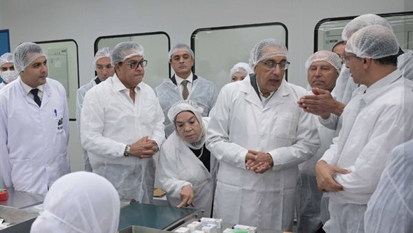 رئيس الوزراء يتفقد