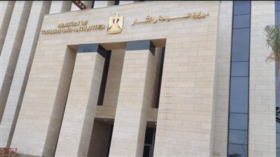 بعد نشر القاهرة 24.. الأعلى للآثار يجمد طلب نقل 10 أثريين من ميت رهينة إلى سقارة 