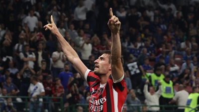 نتيجة مباراة إنتر وميلان في الدوري الإيطالي.. الروسونيري يحسم ديربي الغضب