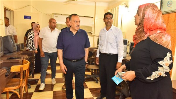 محافظ أسيوط