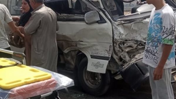 حادث تصادم بالطريق