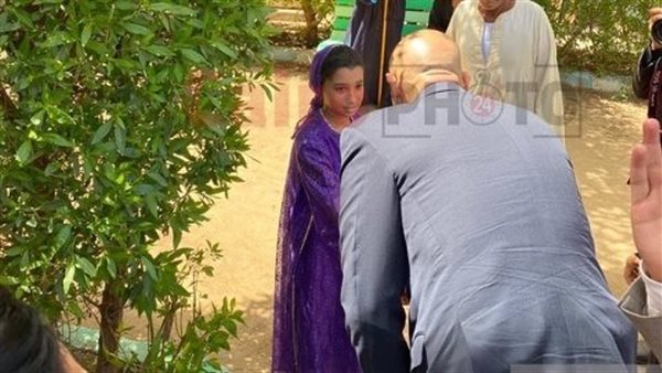 وزير التعليم يتوقف