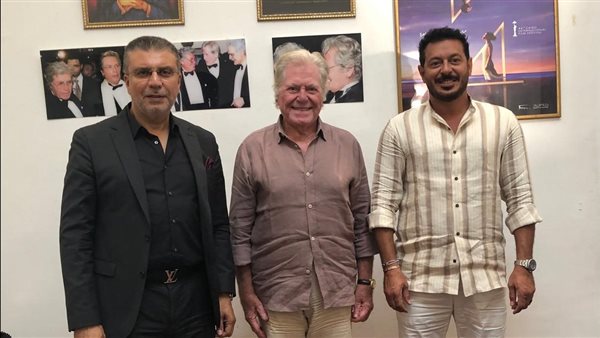 مصطفى شعبان وعمرو