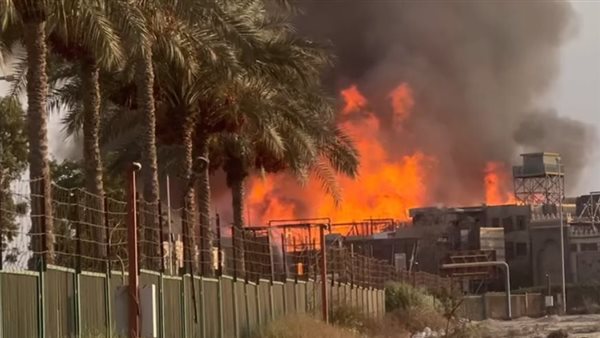 جانب من الحريق 