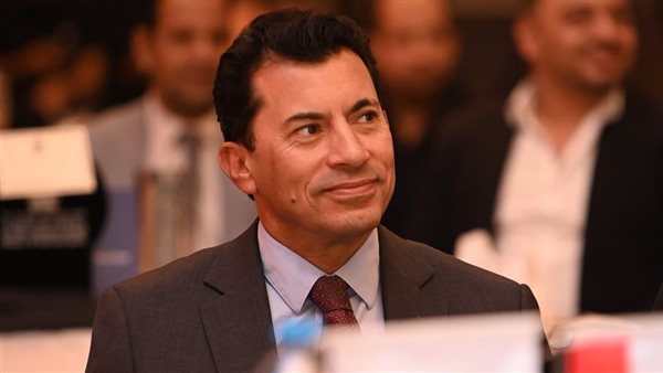 أشرف صبحي وزير الشباب