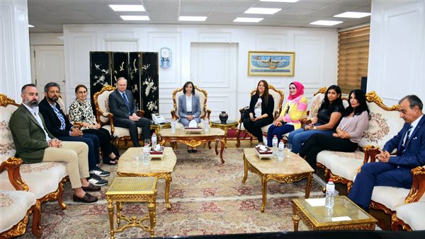 محافظ البحيرة تستقبل