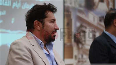 هاني رمزي يناشد الجهات المعنية: اهتموا بالفنون ثم أغلقوا السجون.. ولازم نشجع مواهب التيك توك 