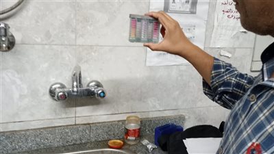صحة القليوبية: المياه سليمة وتختبر بصفة مستمرة.. وما يروج إشاعات كاذبة 