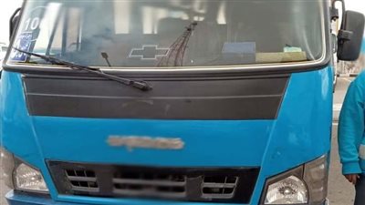 عرض حياة المواطنين للخطر.. ضبط سائق ميني باص لاتهامه بالسير عكس الاتجاه في القطامية 