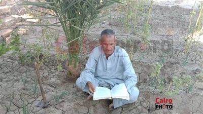 عم حسن أكبر طالب في سوهاج: طلعت من التعليم زمان بسبب 9 جنيه.. وحققت حلمي ودخلت كلية الحقوق| صور