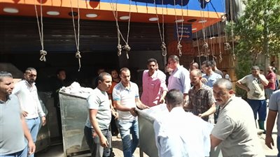 غلق وتشميع مقهى الفيصلية بفيصل وتكسير حمام سباحة بهضبة الأهرام | صور