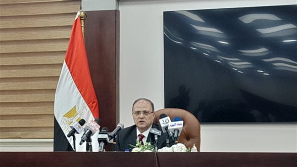  الدكتور علي الغمراوي