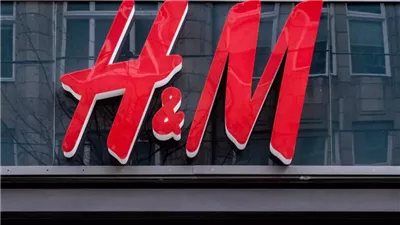 داخل البروفة.. القبض على موظف بفرع H&M لتحرشه بسيدة في مول مصر