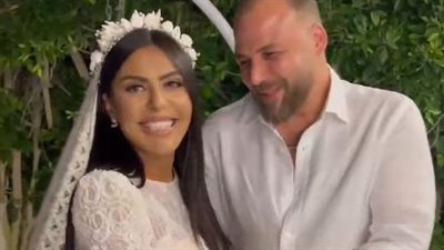 هاجر الشرنوبي بإطلالة ملكية في حفل زفافها على المنتج أحمد الجابري| صور