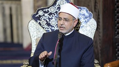 رئيس جامعة الأزهر يُثّمن توجيه الإمام الأكبر بعقد المجالس الحديثية لقراءة شمائل وفضائل النبي الكريم