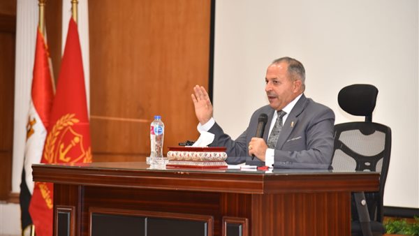 محافظ بورسعيد 