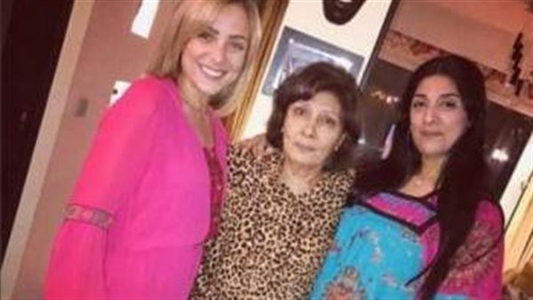 ريم البارودي ووالدتها