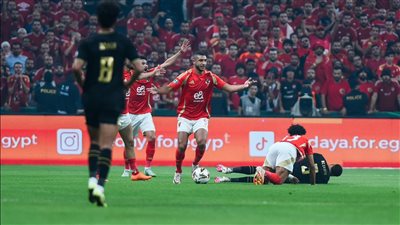 الأهلي يضرب موعدًا مع الزمالك في نهائي السوبر المصري