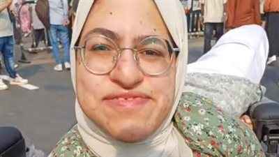 قصة طالبة من ذوي الهمم: حققت حلمي ودخلت كلية إعلام.. وعاوزة أثبت نفسي وأبقى إعلامية كبيرة | بث مباشر