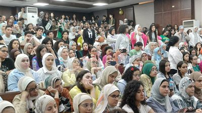 أخبار التعليم اليوم.. حقيقة تدريس التربية العسكرية للبنات في الجامعات