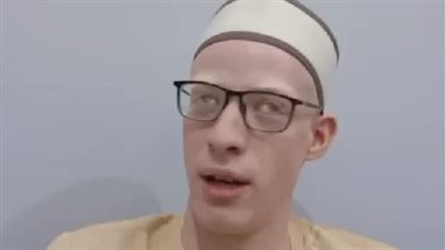 الشيخ محمد عادل يكشف سبب تجميد عضويته من نقابة القراء: صححت خطأ لأحد القراء | بث مباشر