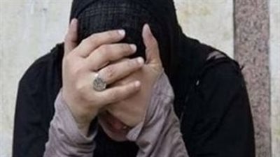 أوصى ببناء مقام له.. سيدتان تدفنان جثة دجال في غرفة نومه بالفيوم | بث مباشر