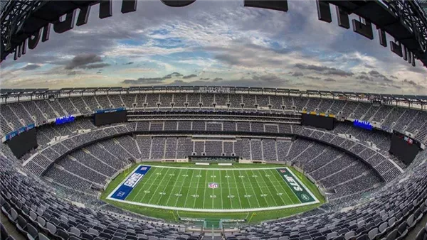 ملعب ميتلايف في نيويورك