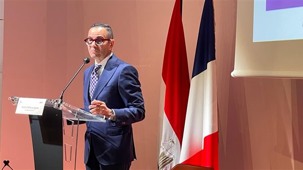 وزير الاستثمار خلال