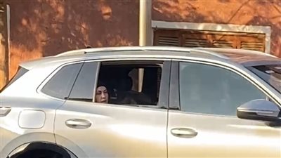 وصول زوجة مؤمن زكريا إلى جهات التحقيق لسماع أقوالها في واقعة السحر