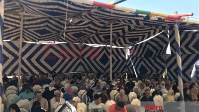 لليوم الثاني.. زحام شديد للتقديم على شقق الإسكان بالمدن الجديدة | صور