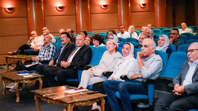 وزيرة البيئة تطلق أولى جلسات الحوار المجتمعي بعنوان «التغيرات المناخية الوضع الحالي والآفاق المستقبلية»