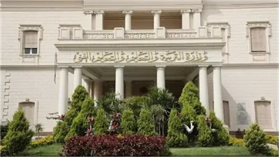 التعليم تكشف تفاصيل تسمم 15 فتاة بالمدينة التعليمية في أكتوبر | بث مباشر