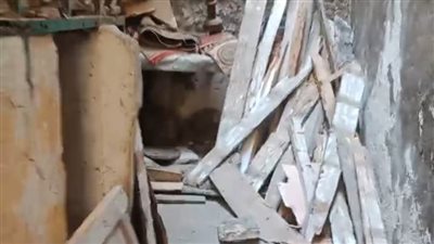 كانوا نايمين.. تفاصيل مصرع أم وابنها في انهيار منزل قديم بالإسكندرية | بث مباشر