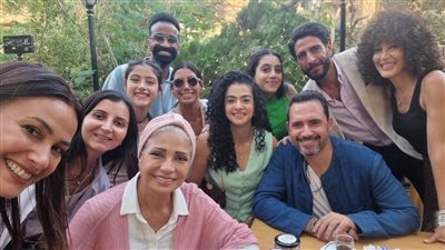 بعد نجاحه.. ياسمينا العبد تكشف صورًا جديدة من كواليس البحث عن علا 2