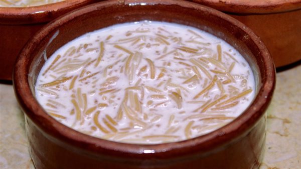 طريقة عمل شعرية باللبن