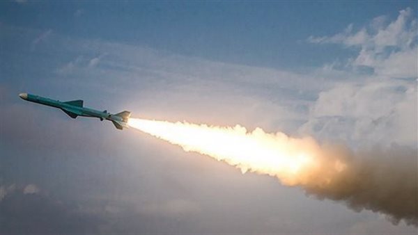 إطلاق صاروخ من طراز