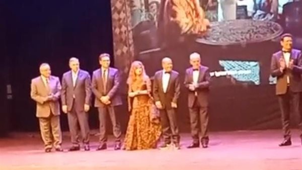 تكريم الفنانة نيللي