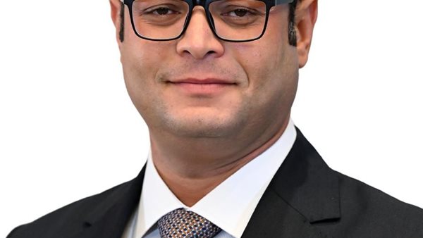 وزير الاسكان 