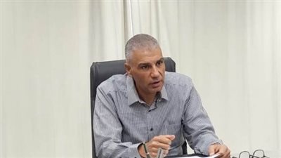 تشميع 11 محالا ورفع 102 حالة إشغال خلال حملة بأسوان