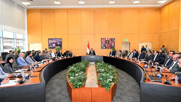 اجتماع وزير الإسكان