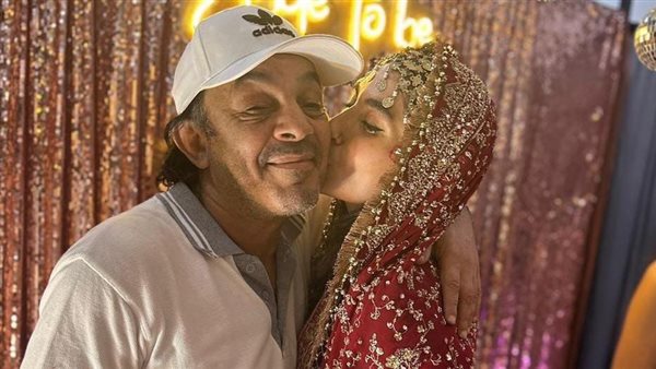 علاء مرسي وابنته