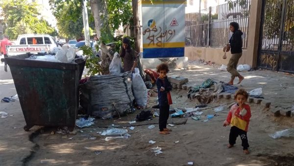 صناديق القمامة