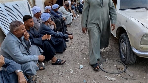 أسر 8 جثامين ينتظرون